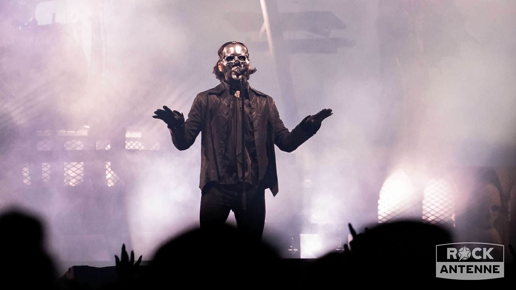 Ghost beim Konzert am 24.04.2025 in der Olympiahalle in München