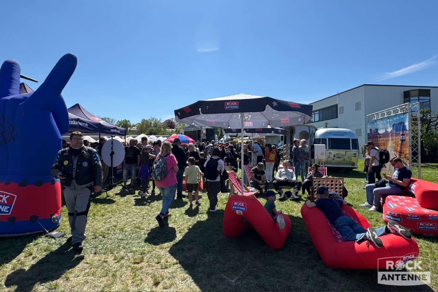 Impressionen der Motorradsternfahrt 2025 in Kulmbach am 26. und 27.04.2025, präsentiert von ROCK ANTENNE