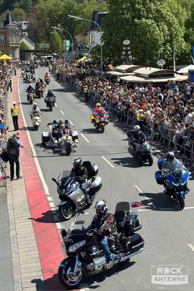 Impressionen der Motorradsternfahrt 2025 in Kulmbach am 26. und 27.04.2025, präsentiert von ROCK ANTENNE