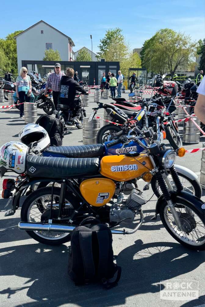 Impressionen der Motorradsternfahrt 2025 in Kulmbach am 26. und 27.04.2025, präsentiert von ROCK ANTENNE