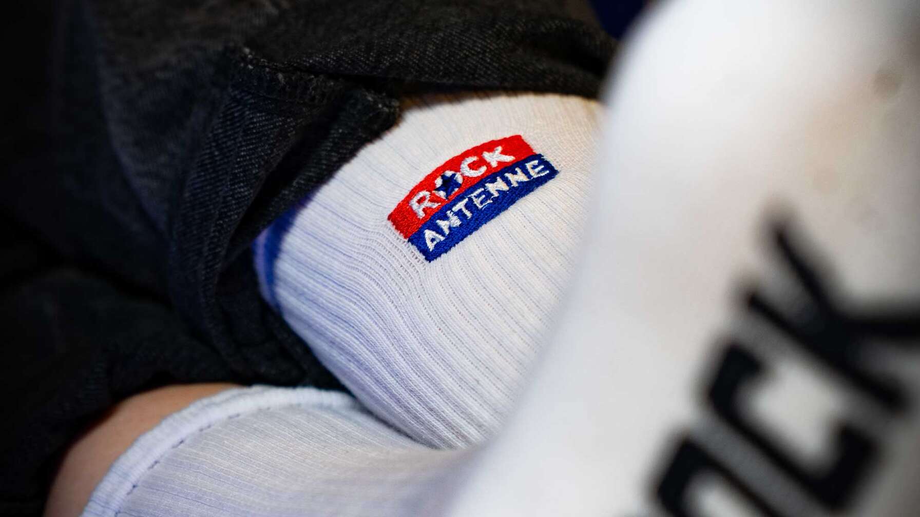 Die ROCK ANTENNE Socken - Walk This Way