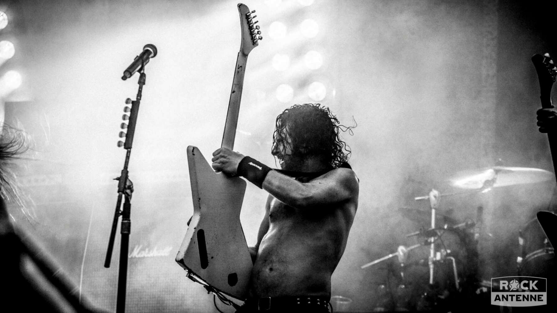 Airbourne bei Rock im Park 2025