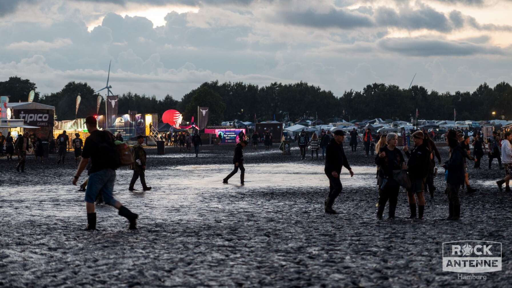 Land und Leute beim Wacken Open Air 2025