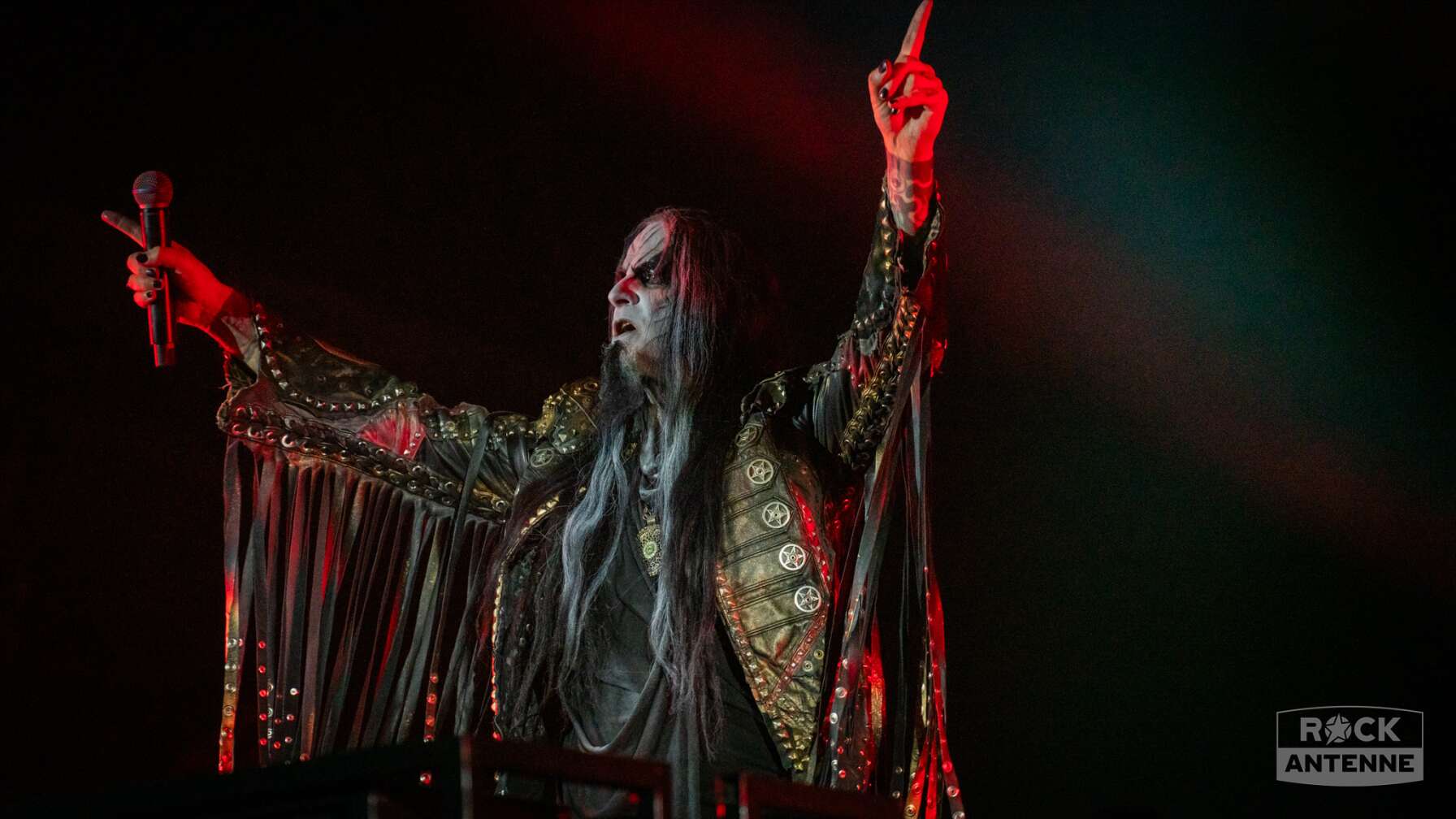 Dimmu Borgir beim Summer Breeze 2025