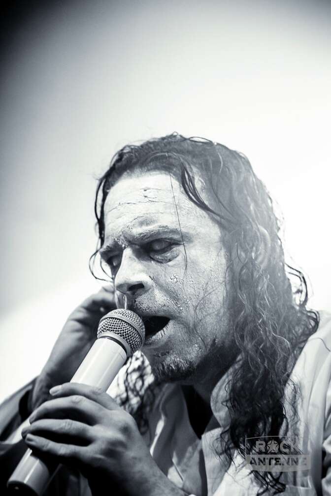 Konzertfoto der Band Blood White beim Konzert von Lordi am 27.09.2025 in Nürnberg