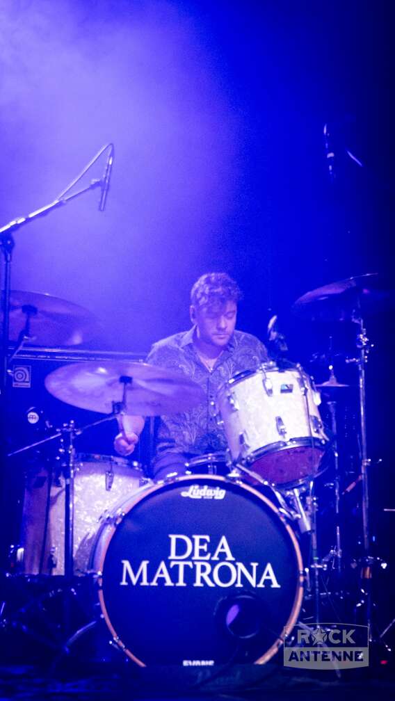 Dea Matrona als Vorband von The Darkness in der Rock City München am 14.10.2025