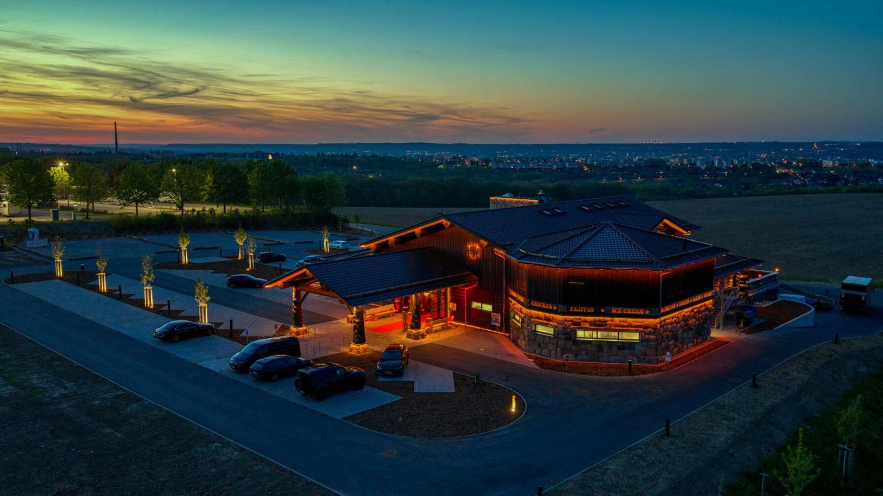 Das Timberjacks Hotel in Bannewitz von Außen
