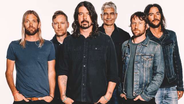 Foo Fighters: Alles über die großen US-Rocker!
