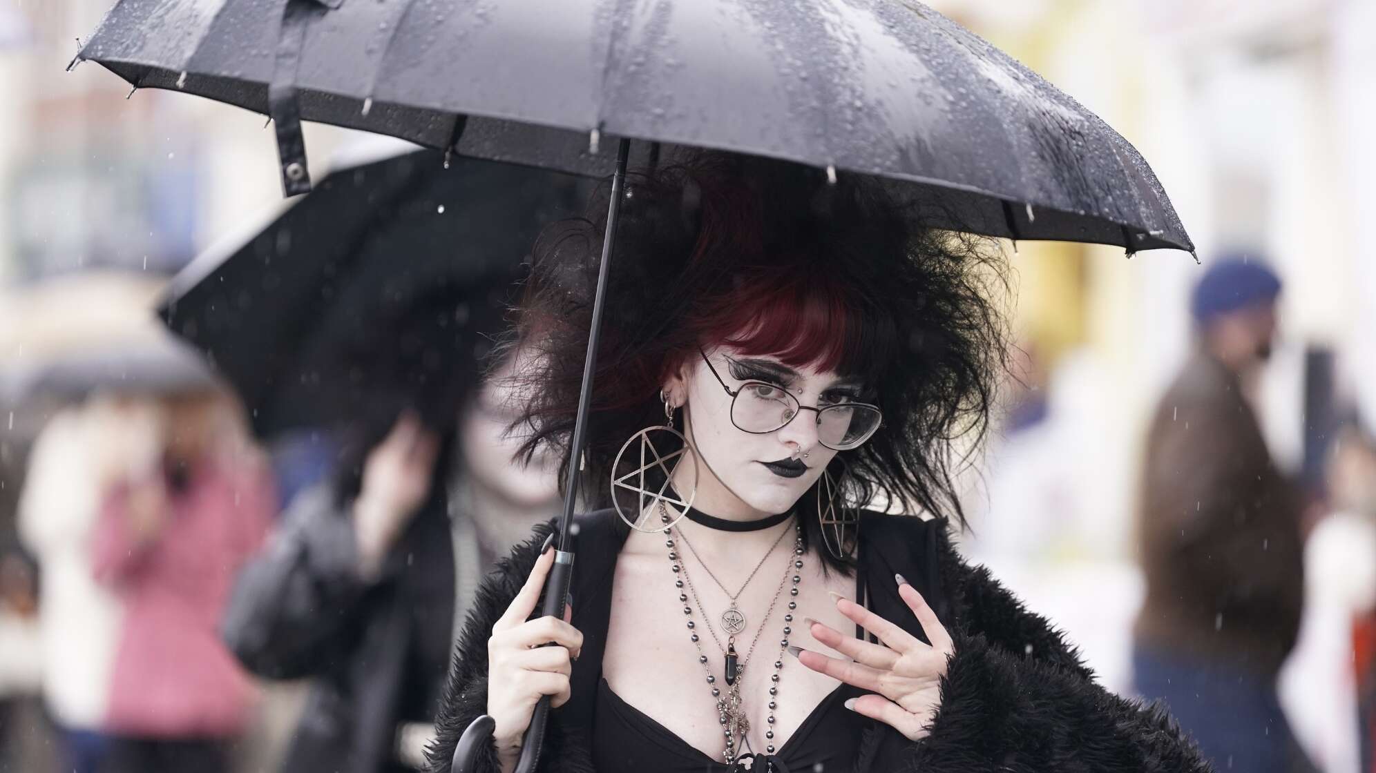 Foto von einem Goth auf dem Whitby Goth Weekend