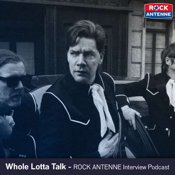 Howlin' Pelle Almqvist / THE HIVES